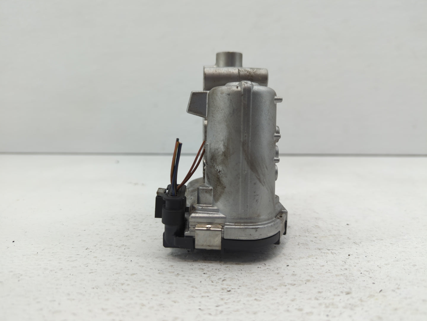 2015-2018 Mercedes-Benz C300 Throttle Body P/N:A 270 141 00 25 2701410025 Fits Fits 2013 2014 2015 2016 2017 2018 2019 2020 