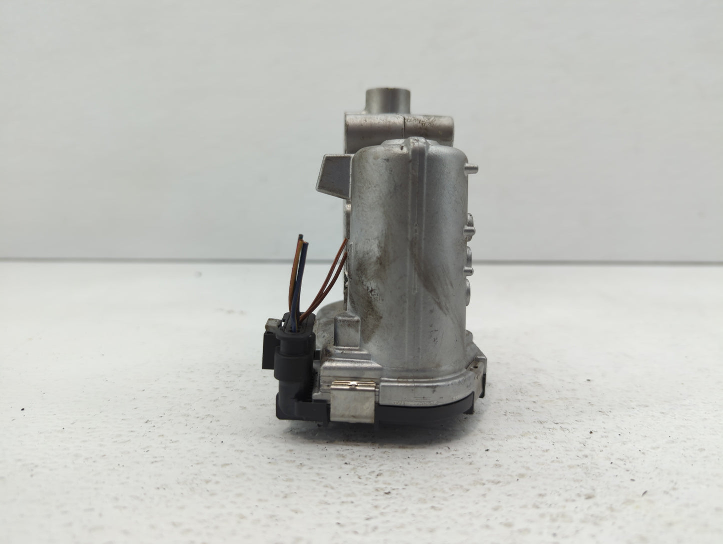 2015-2018 Mercedes-Benz C300 Throttle Body P/N:A 270 141 00 25 2701410025 Fits Fits 2013 2014 2015 2016 2017 2018 2019 2020 