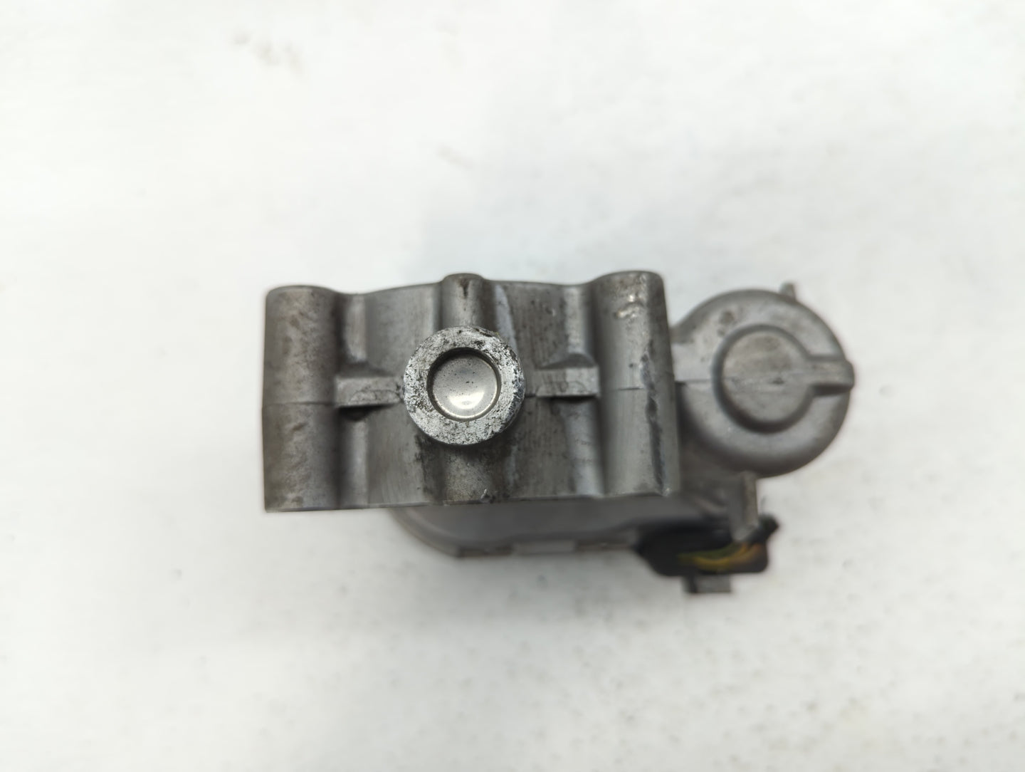 2015-2018 Mercedes-Benz C300 Throttle Body P/N:A 270 141 00 25 2701410025 Fits Fits 2013 2014 2015 2016 2017 2018 2019 2020 