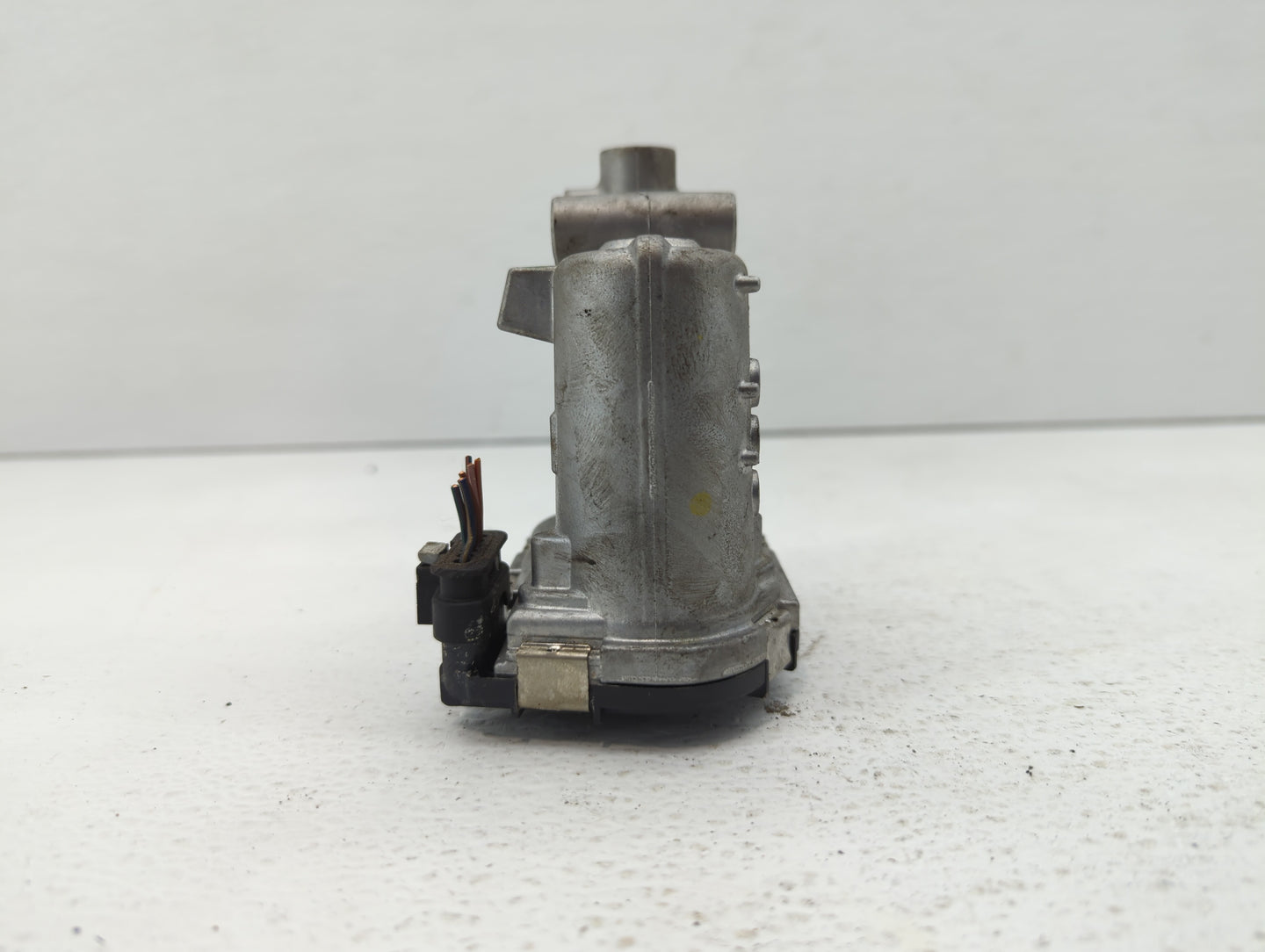 2015-2018 Mercedes-Benz C300 Throttle Body P/N:A 270 141 00 25 2701410025 Fits Fits 2013 2014 2015 2016 2017 2018 2019 2020 