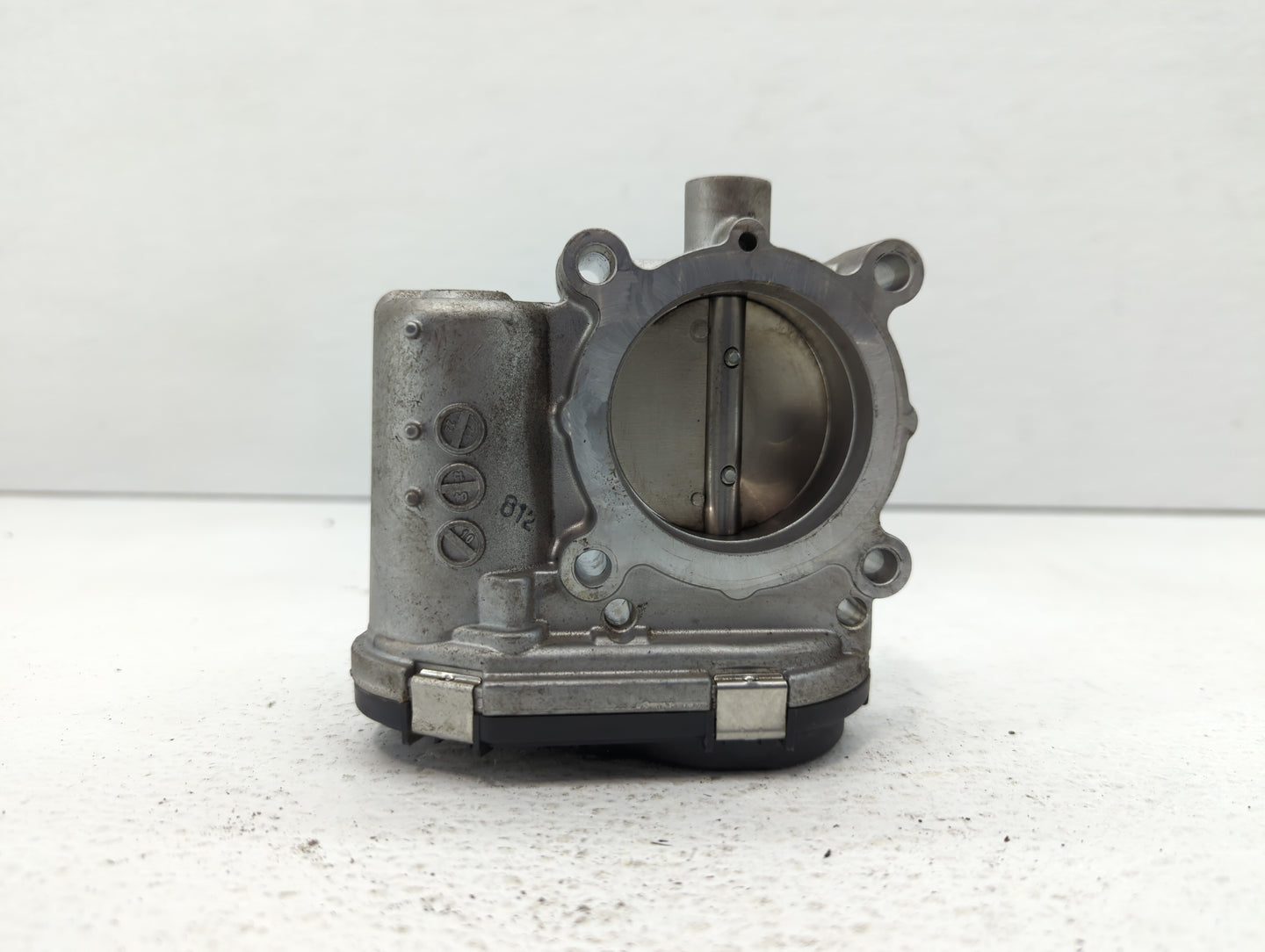 2015-2018 Mercedes-Benz C300 Throttle Body P/N:A 270 141 00 25 2701410025 Fits Fits 2013 2014 2015 2016 2017 2018 2019 2020 