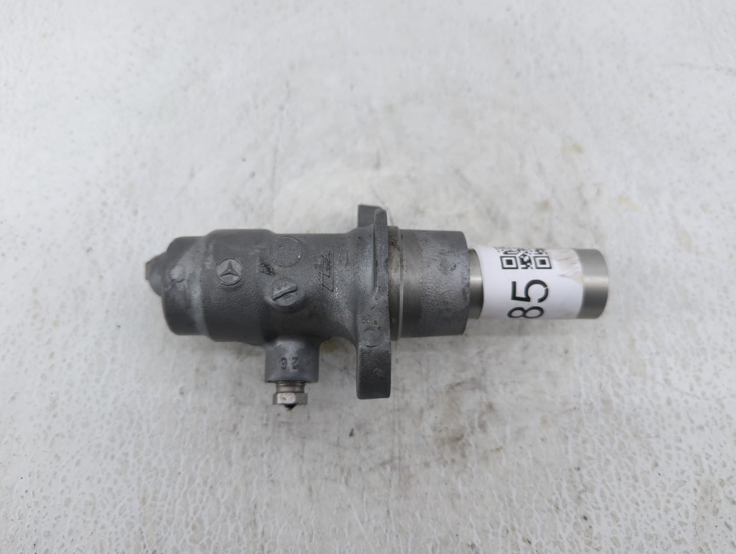 2015-2017 Mercedes-benz C300 Brake Master Cylinder Grey - Oemusedautoparts1.com