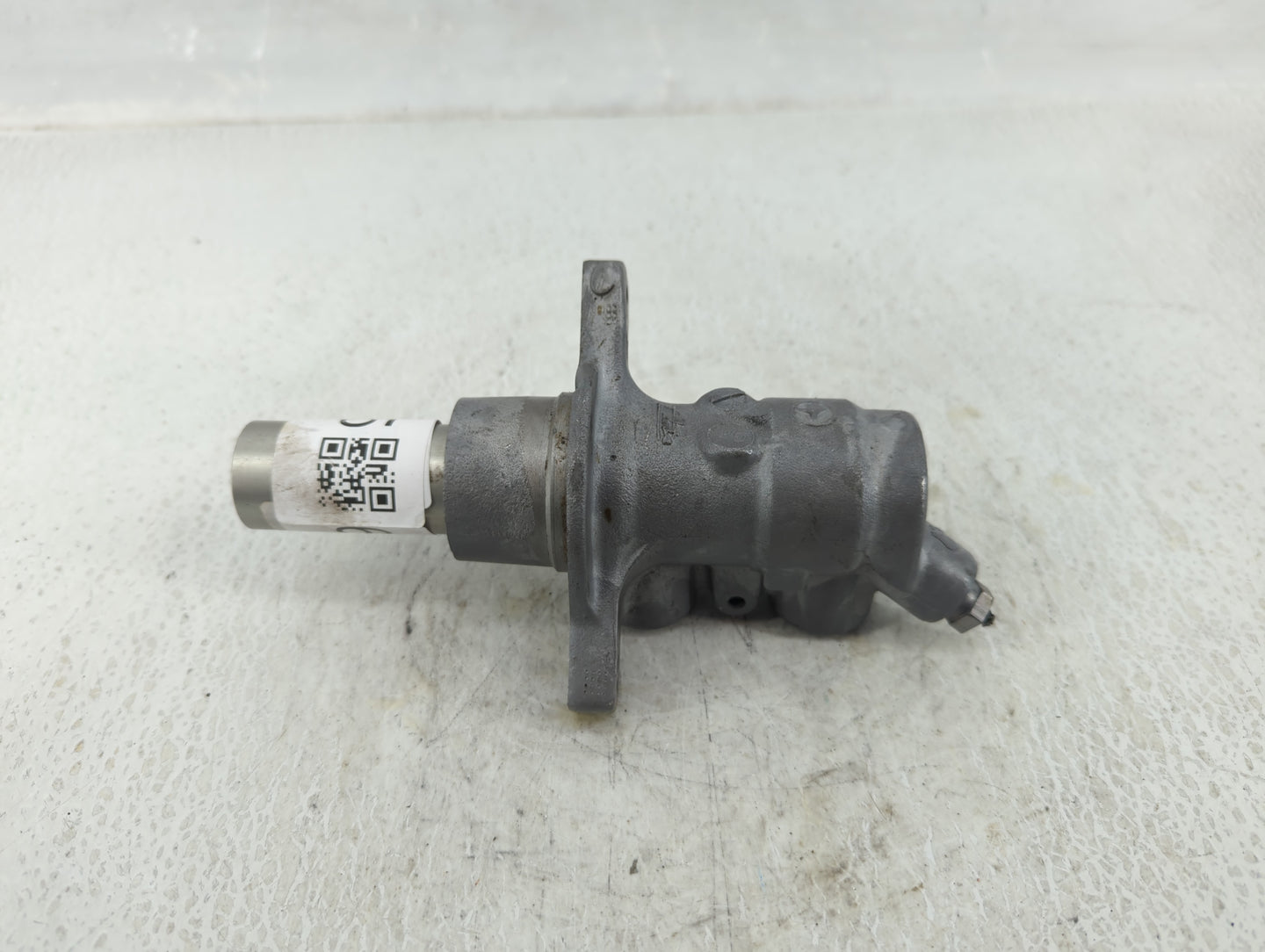 2015-2017 Mercedes-benz C300 Brake Master Cylinder Grey - Oemusedautoparts1.com