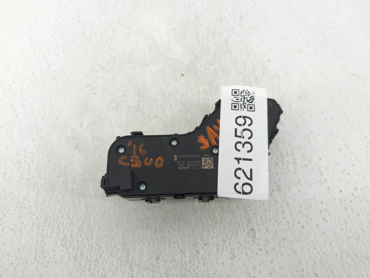 2015-2021 Mercedes-Benz C300 Master Power Window Switch Replacement Driver Side Left P/N:A 222 905 68 00 9051 Fits OEM Used 