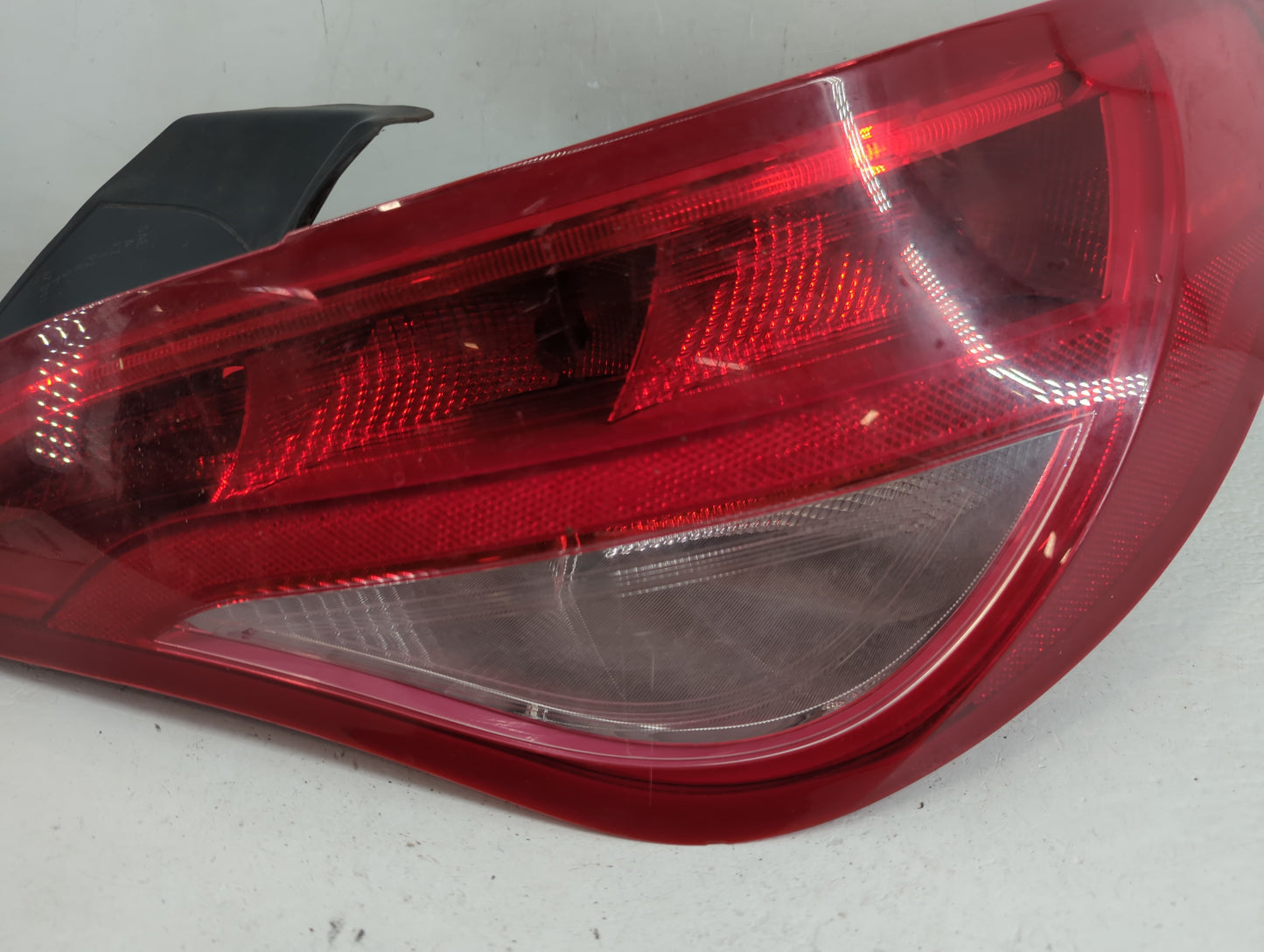 2014-2019 Mercedes-Benz Cla250 Tail Light Assembly Passenger Right OEM P/N:A1179060201 Fits Fits 2014 2015 2016 2017 2018 20