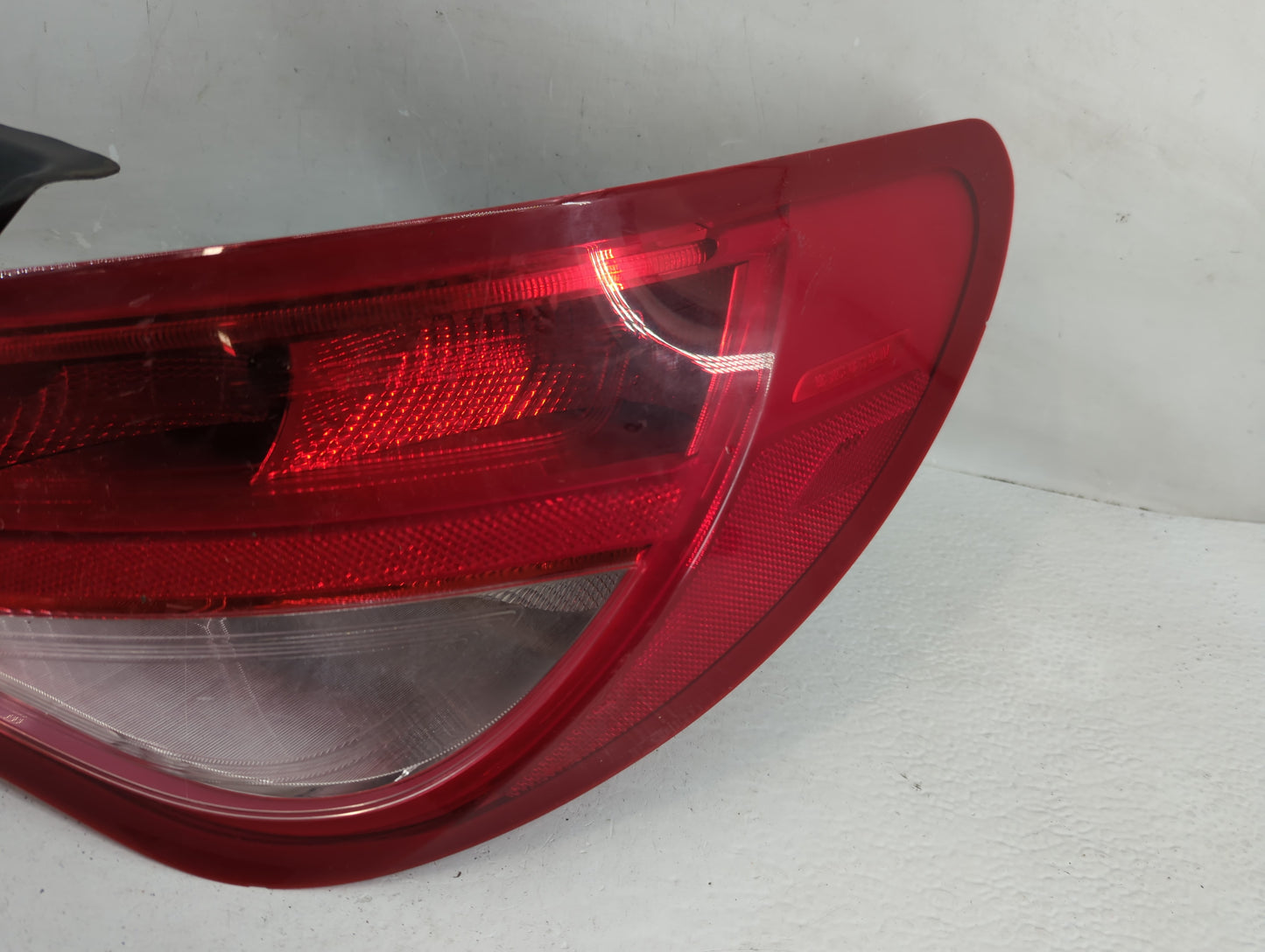 2014-2019 Mercedes-Benz Cla250 Tail Light Assembly Passenger Right OEM P/N:A1179060201 Fits Fits 2014 2015 2016 2017 2018 20