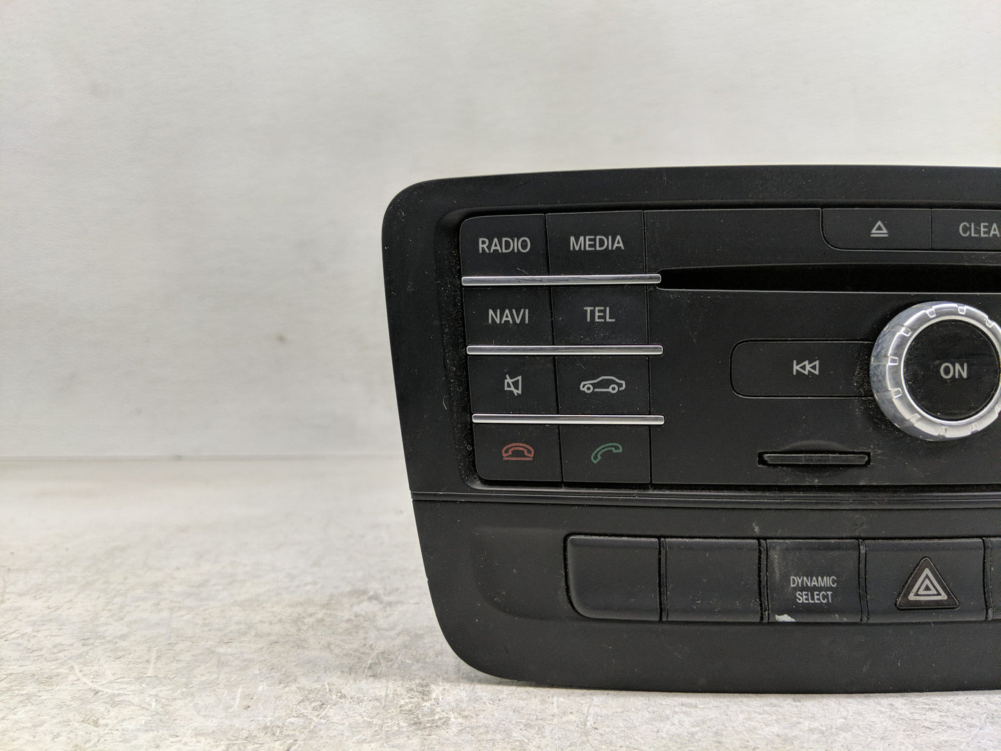 2016 Mercedes-Benz Cla250 Radio AM FM Cd Player Receiver Replacement P/N:NTG5*1 US Fits OEM Used Auto Parts - Oemusedautopar