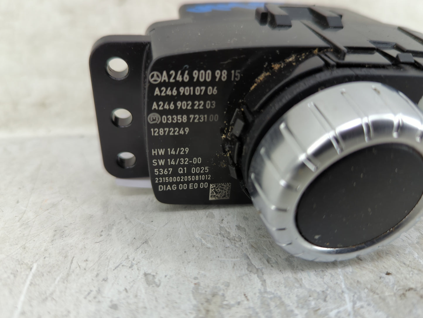 2016-2019 Mercedes-Benz Cla250 Radio AM FM Cd Player Receiver Replacement P/N:A2469009815 Fits Fits 2015 2016 2017 2018 2019