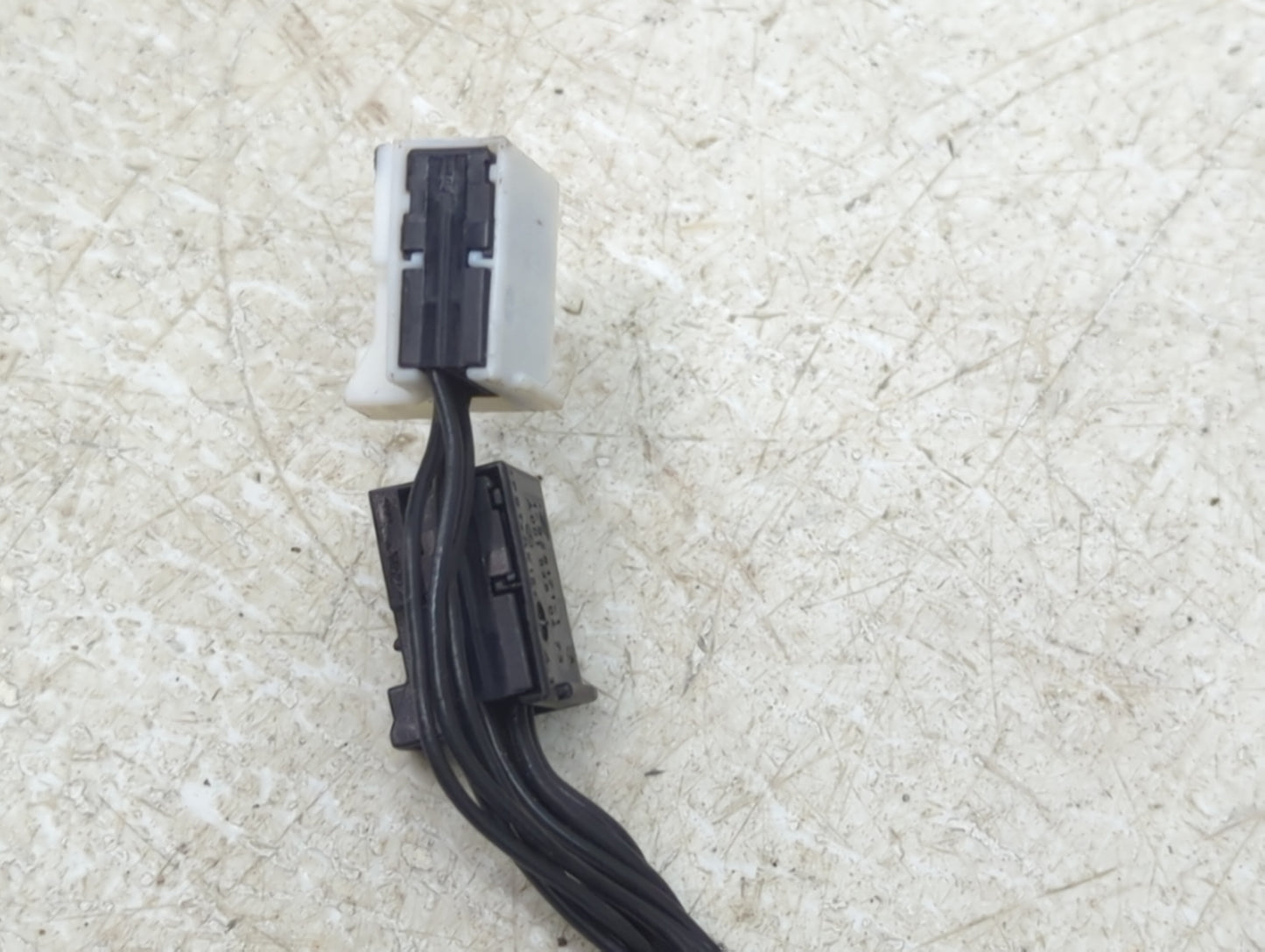2014-2016 Mercedes-Benz Cla250 Driver Side View Mirror - Left Door Mirror OEM Used - Oemusedautoparts1.com