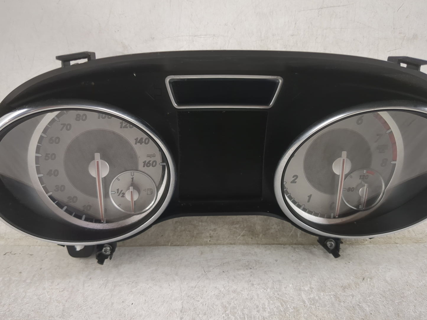2016 Mercedes-Benz Cla250 Instrument Cluster Speedometer Gauges P/N:0 263 697 134 A1179007401 Miles: Fits OEM Used Auto Part