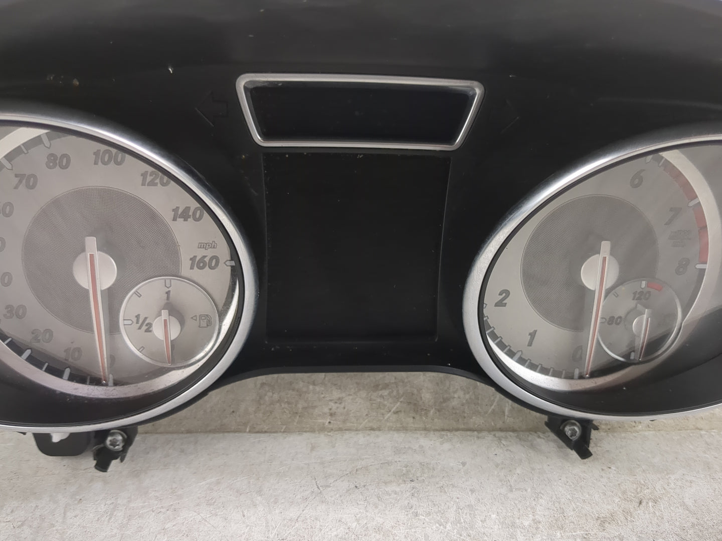 2016 Mercedes-Benz Cla250 Instrument Cluster Speedometer Gauges P/N:0 263 697 134 A1179007401 Miles: Fits OEM Used Auto Part