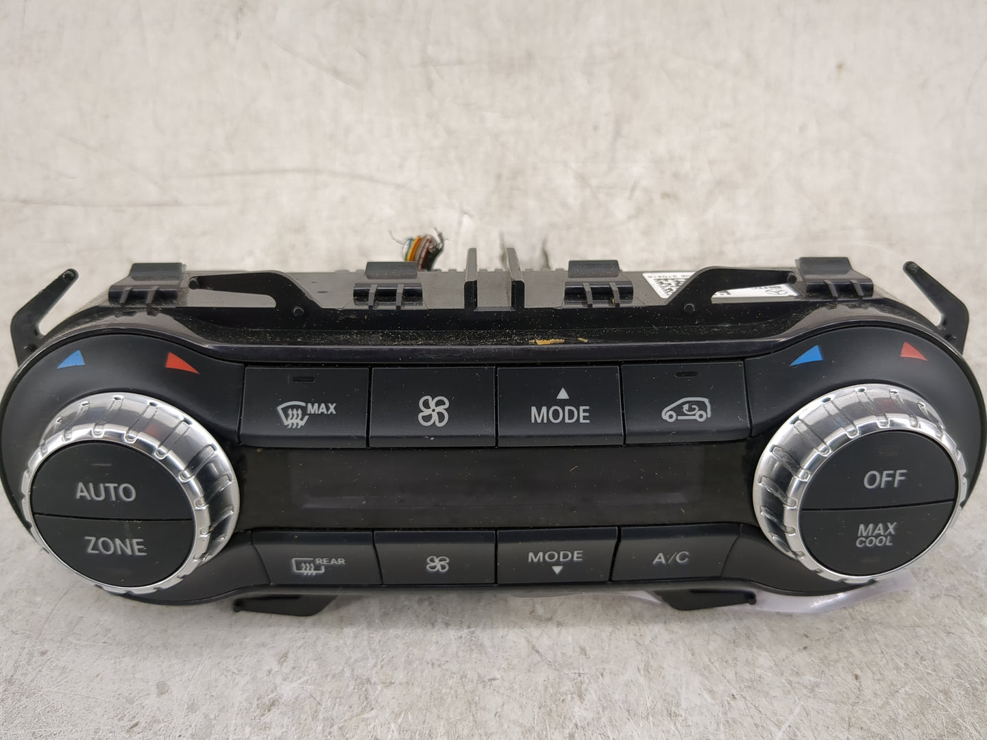 2014-2019 Mercedes-Benz Cla250 Climate Control Module Temperature AC/Heater Replacement P/N:A246 901 09 05 A246 900 85 15 Fi