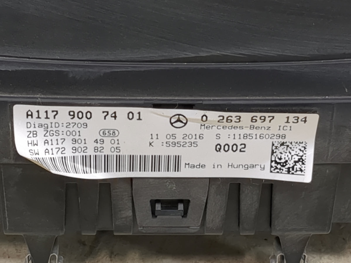 2016 Mercedes-Benz Cla250 Instrument Cluster Speedometer Gauges P/N:A1179007401 0263697134, A1179014901, A1729028205 Miles: 