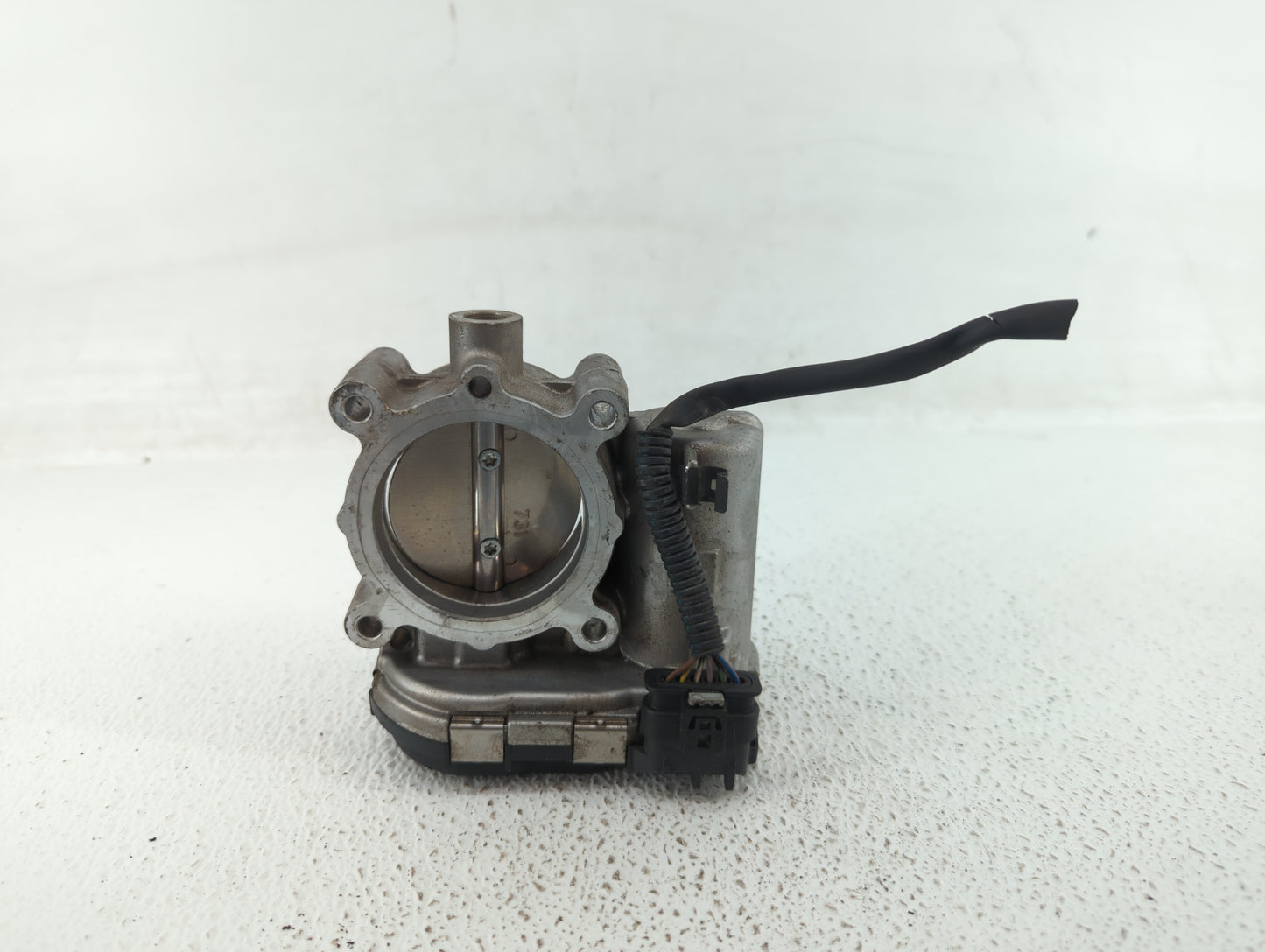 2014-2019 Mercedes-Benz Cla250 Throttle Body P/N:A 270 141 00 25 2701410025 Fits Fits 2013 2014 2015 2016 2017 2018 2019 202