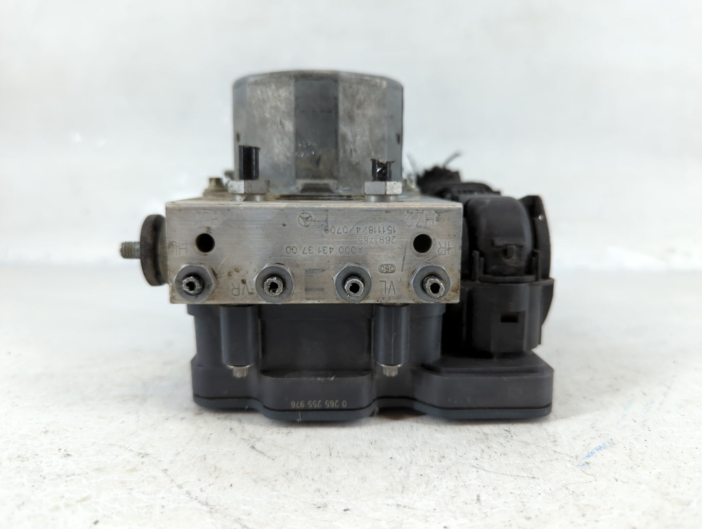 2014-2019 Mercedes-Benz Cla250 ABS Pump Control Module Replacement P/N:269 785 A000 431 37 00 Fits OEM Used Auto Parts - Oem