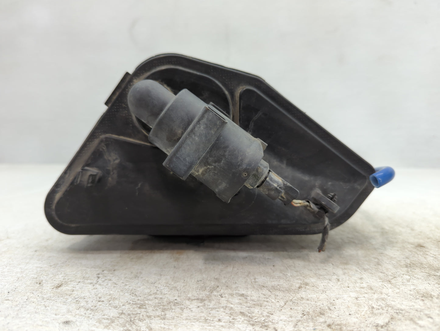 2016 Mercedes-benz Cla250 Fuel Vapor Charcoal Canister - Oemusedautoparts1.com