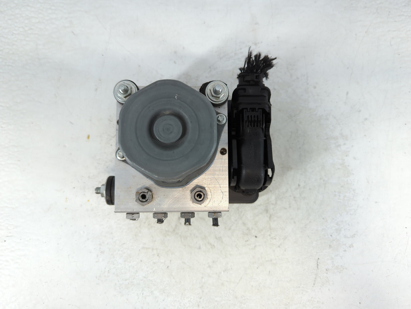 2016-2019 Mercedes-Benz Cla250 ABS Pump Control Module Replacement P/N:269 785 A000 431 37 00 Fits Fits 2016 2017 2018 2019 