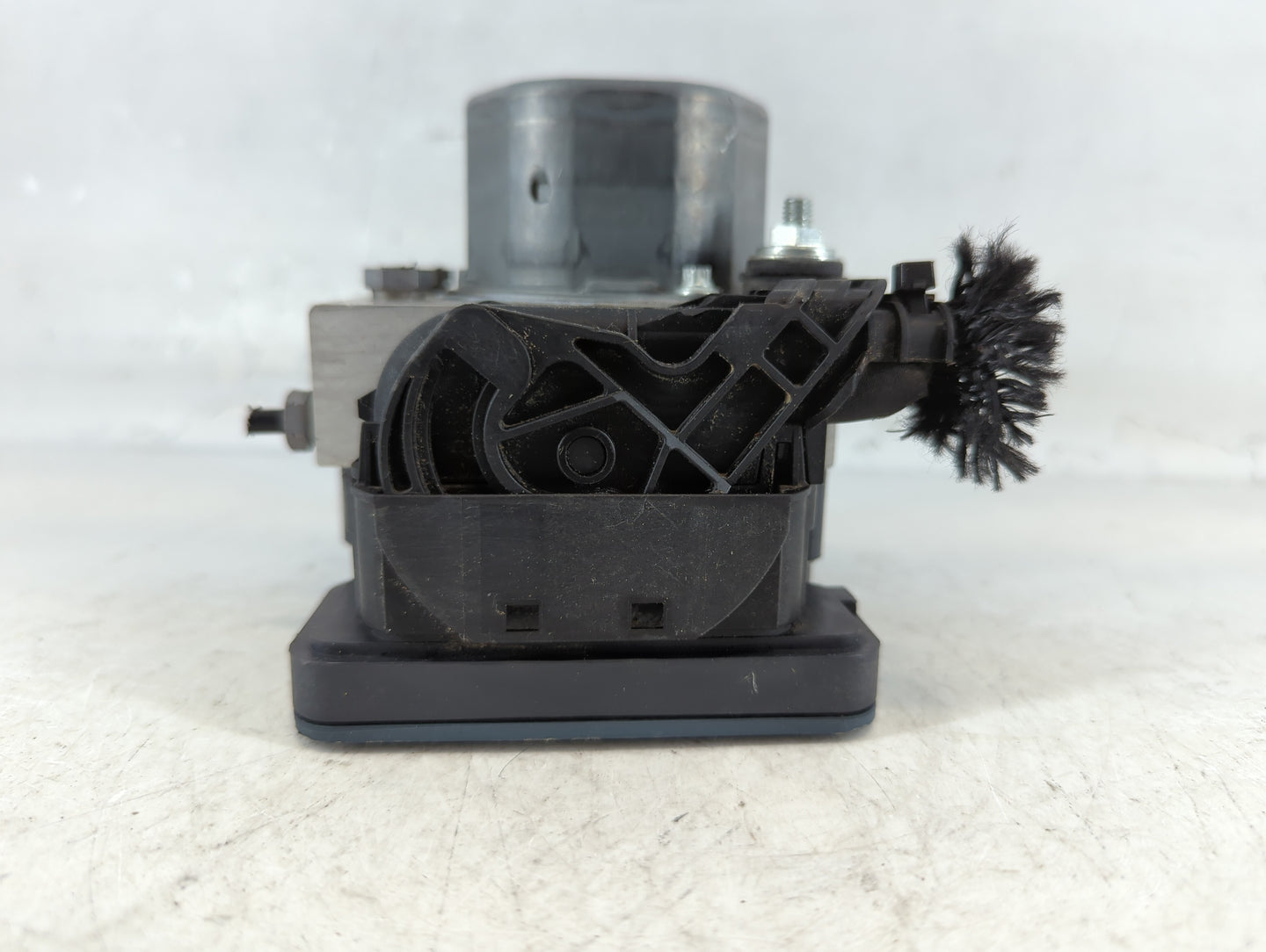 2016-2019 Mercedes-Benz Cla250 ABS Pump Control Module Replacement P/N:269 785 A000 431 37 00 Fits Fits 2016 2017 2018 2019 