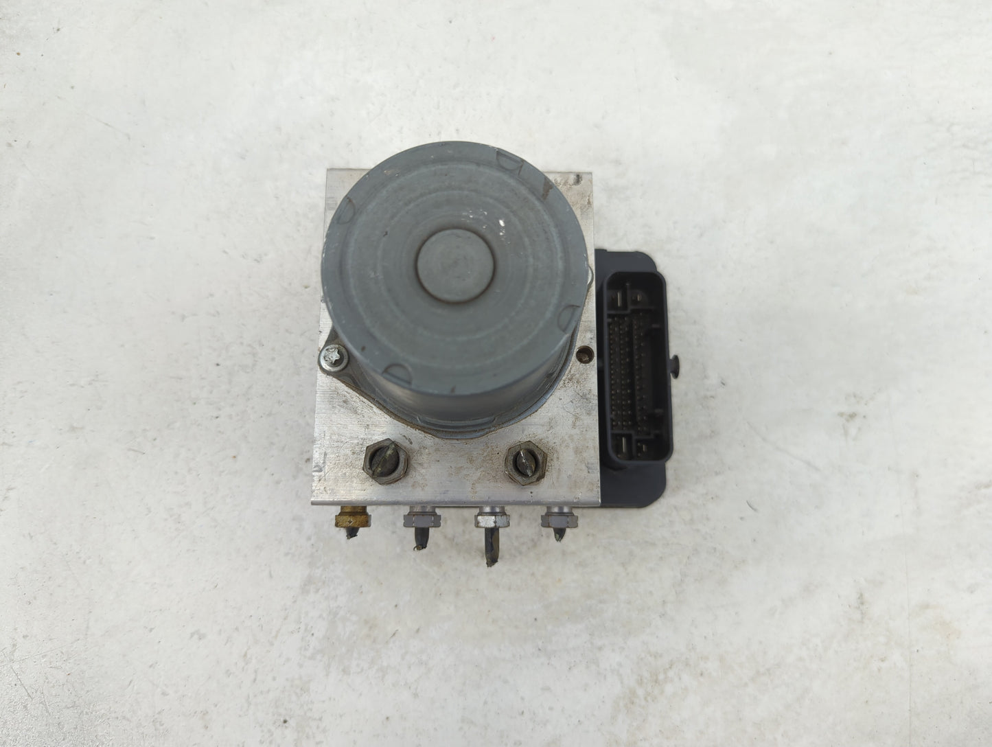 2015-2016 Mercedes-Benz Cls400 ABS Pump Control Module Replacement P/N:A2124310148 0265243370, 0265954 Fits Fits 2015 2016 2