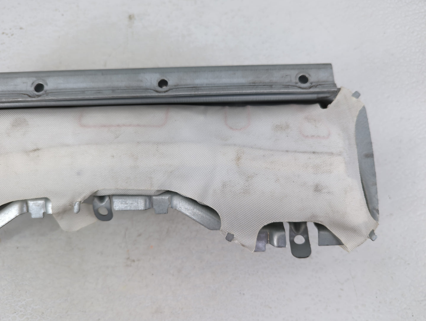2012-2018 Mercedes-Benz Cls550 Air Bag Driver Left Steering Wheel Mounted P/N:34022974 Fits OEM Used Auto Parts - Oemusedaut