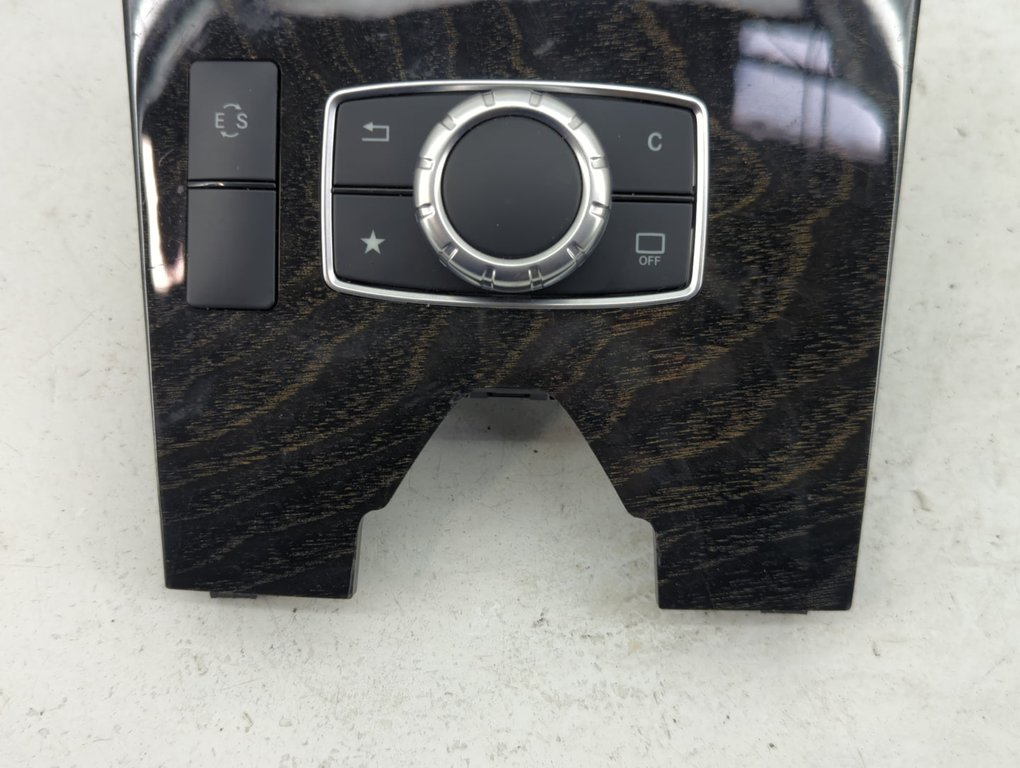 2016-2017 Mercedes-Benz E250 Radio AM FM Cd Player Receiver Replacement P/N:A2129051302 Fits Fits 2015 2016 2017 2018 OEM Us