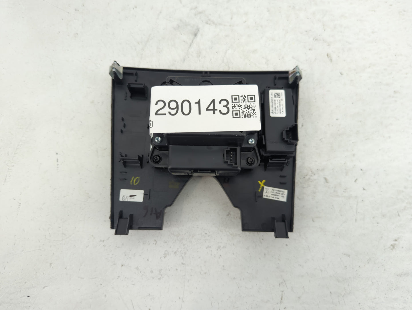 2016-2017 Mercedes-Benz E250 Radio AM FM Cd Player Receiver Replacement P/N:A2129051302 Fits Fits 2015 2016 2017 2018 OEM Us