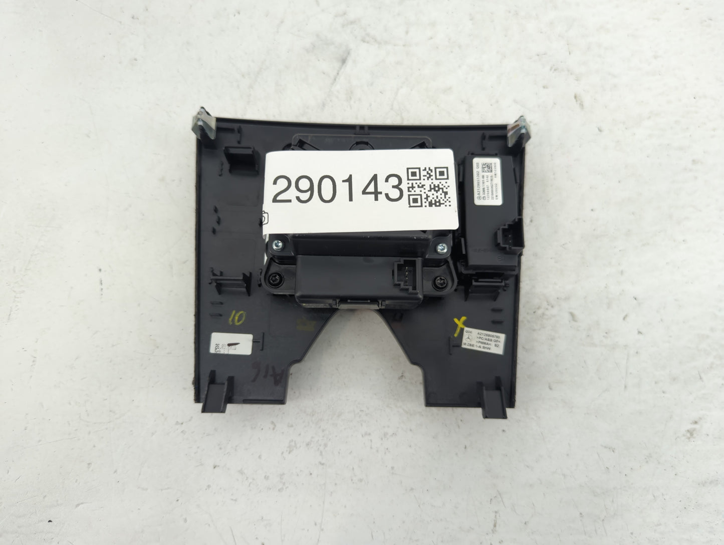 2016-2017 Mercedes-Benz E250 Radio AM FM Cd Player Receiver Replacement P/N:A2129051302 Fits Fits 2015 2016 2017 2018 OEM Us