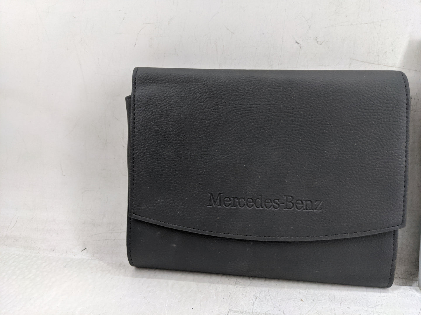 2016 Mercedes-Benz E250 Owners Manual Book Guide P/N:2125847800 OEM Used Auto Parts - Oemusedautoparts1.com