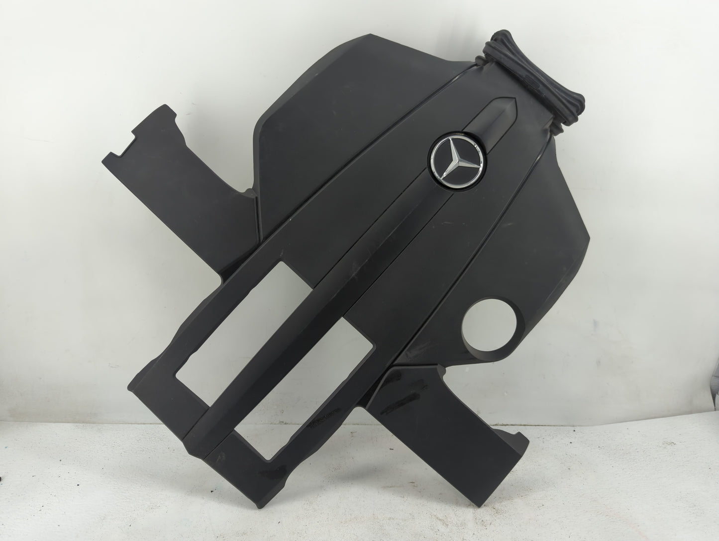 2016 Mercedes-benz E400 Engine Cover - Oemusedautoparts1.com