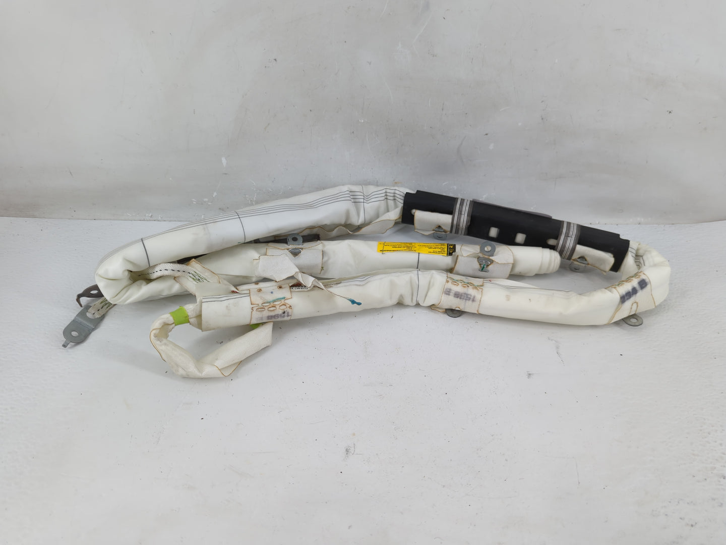 2013-2016 Mercedes-benz Gl350 Driver Curtain Air Bag Oem - Oemusedautoparts1.com