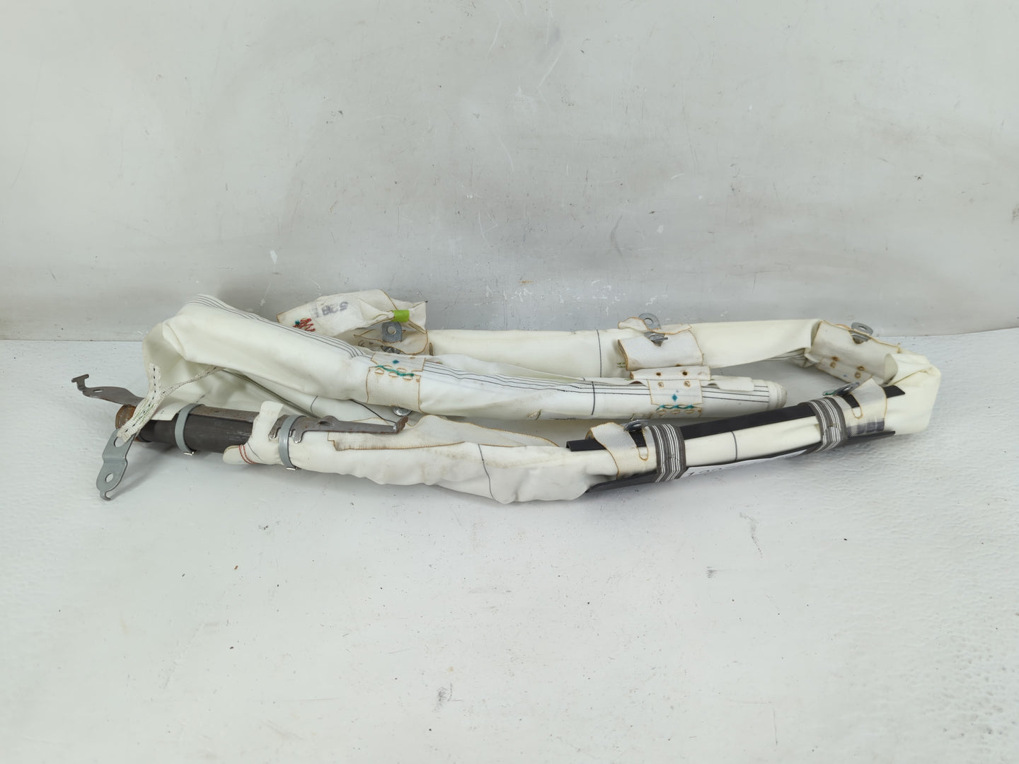 2013-2016 Mercedes-benz Gl350 Driver Curtain Air Bag Oem - Oemusedautoparts1.com