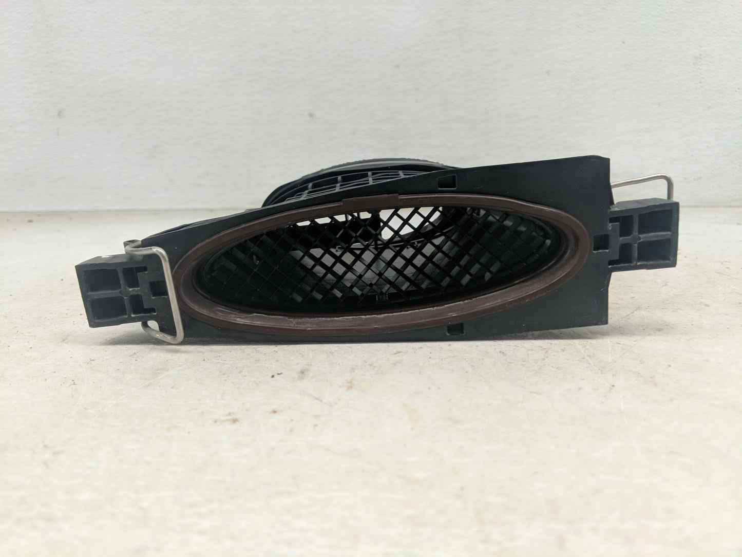 2016 Mercedes-benz Gl350 Air Cleaner Intake Duct Hose Tube - Oemusedautoparts1.com