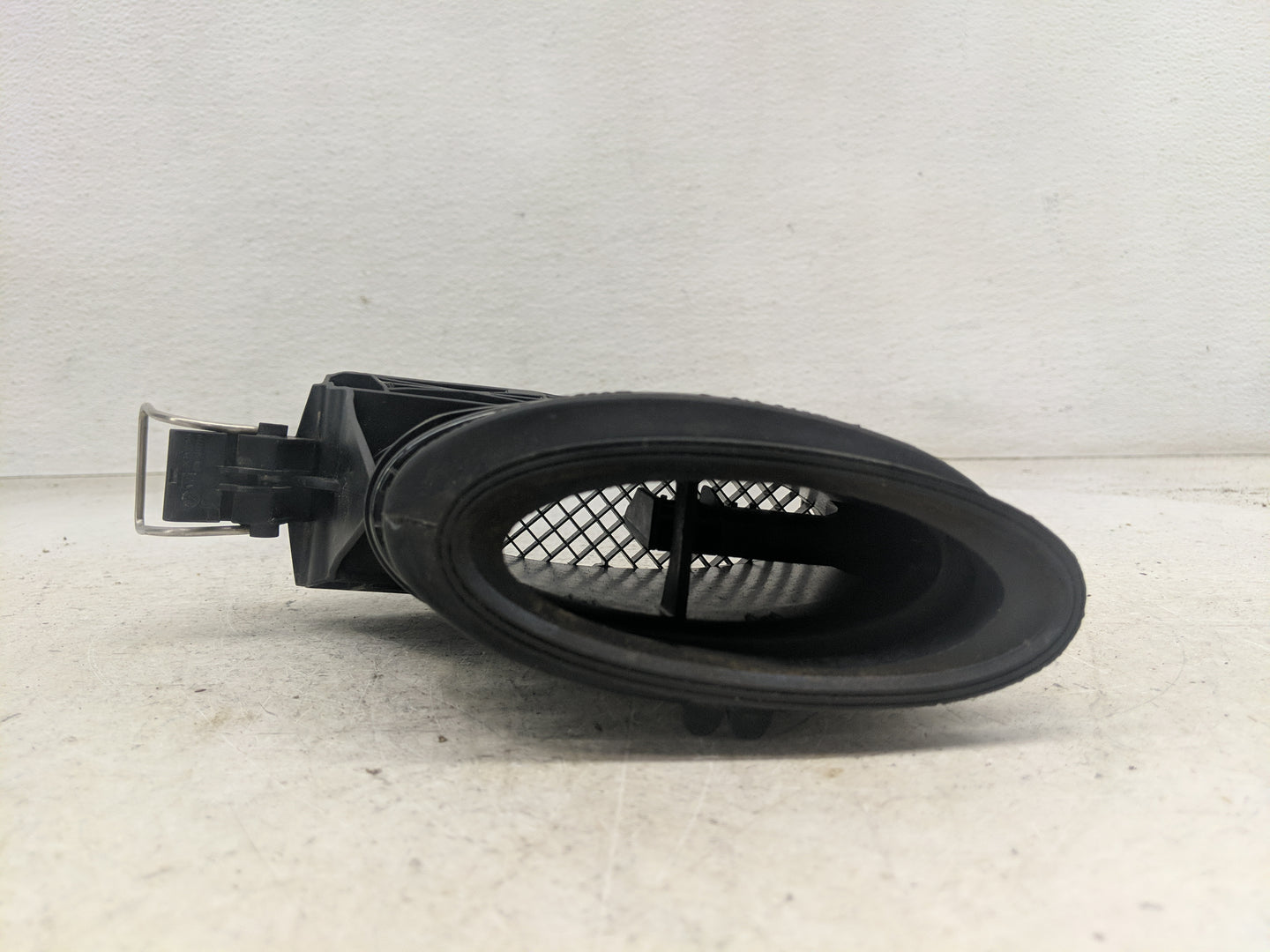 2016 Mercedes-benz Gl350 Air Cleaner Intake Duct Hose Tube - Oemusedautoparts1.com