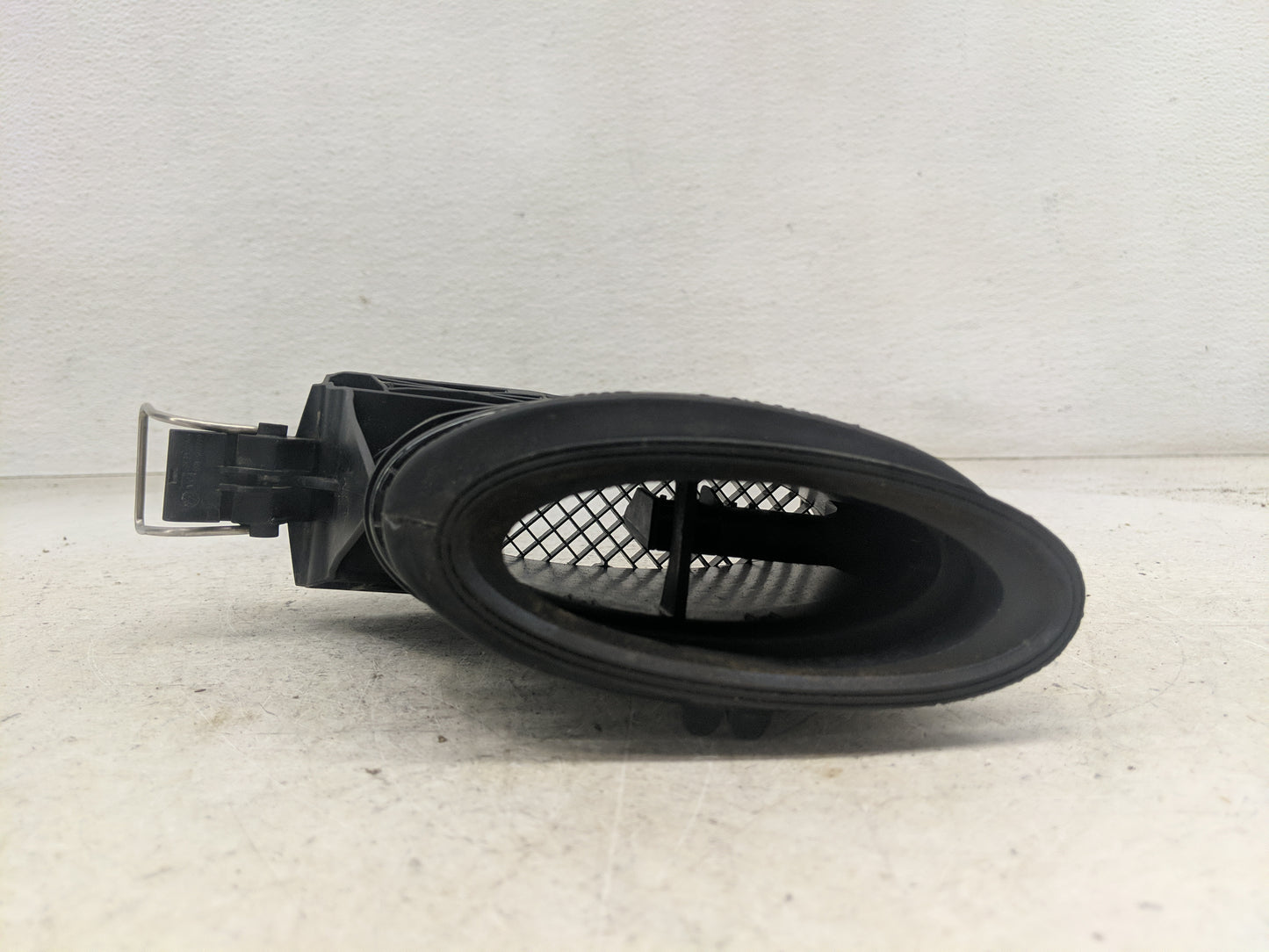 2016 Mercedes-benz Gl350 Air Cleaner Intake Duct Hose Tube - Oemusedautoparts1.com