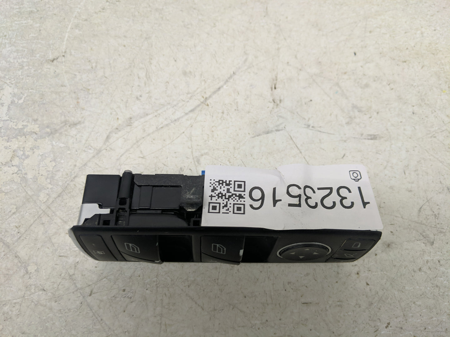 2013-2016 Mercedes-Benz Gl450 Master Power Window Switch Replacement Driver Side Left P/N:A 166 905 44 00 Fits OEM Used Auto