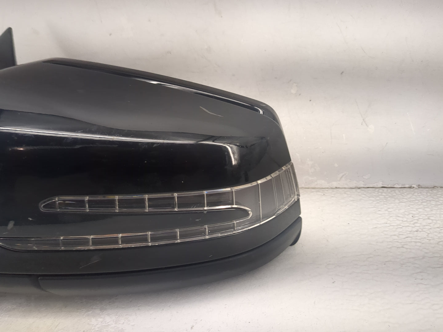 2016 Mercedes-Benz Gla-Class Driver Side View Mirror - Left Door Mirror OEM Used - Oemusedautoparts1.com
