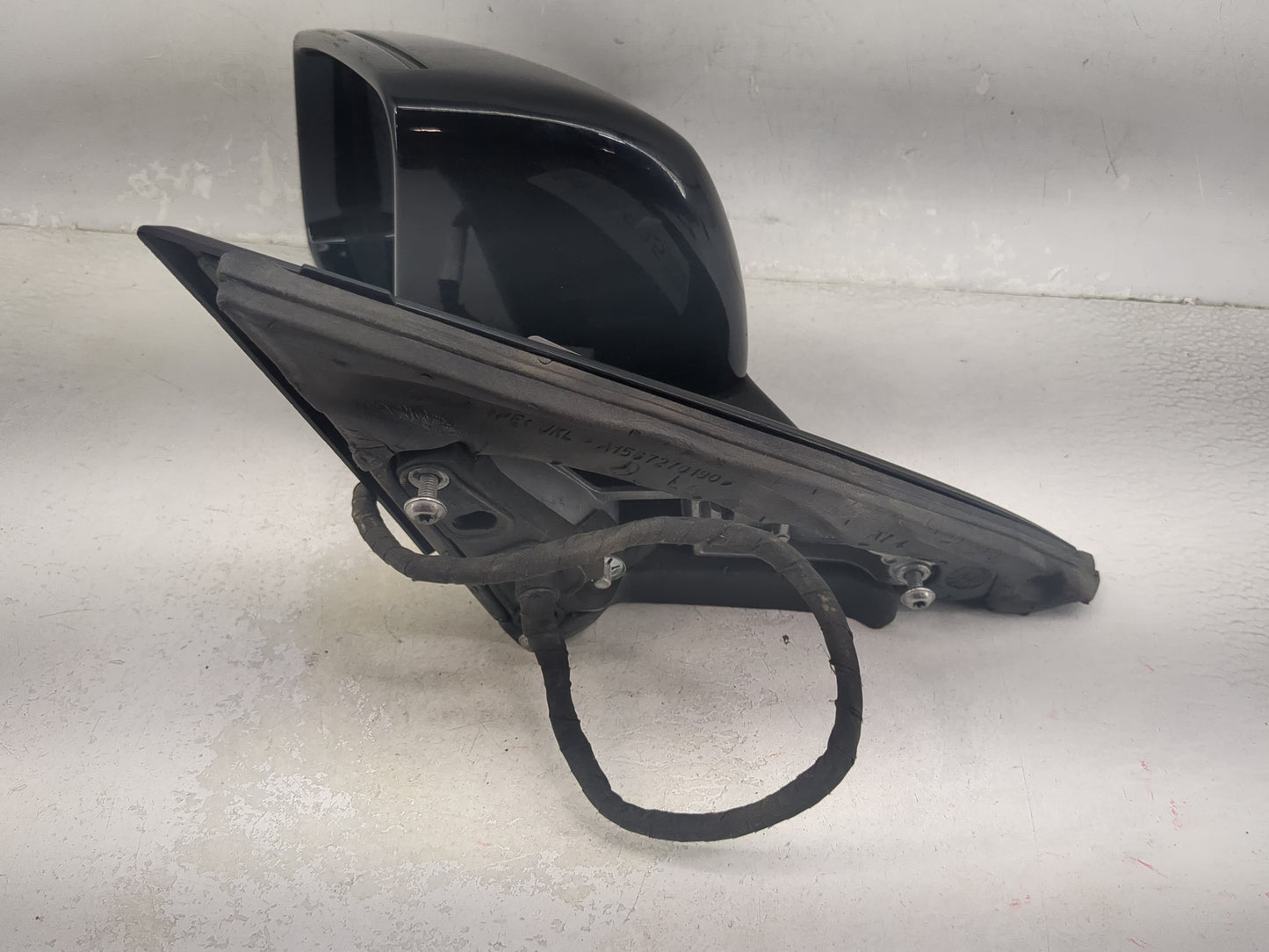 2016 Mercedes-Benz Gla-Class Driver Side View Mirror - Left Door Mirror OEM Used - Oemusedautoparts1.com