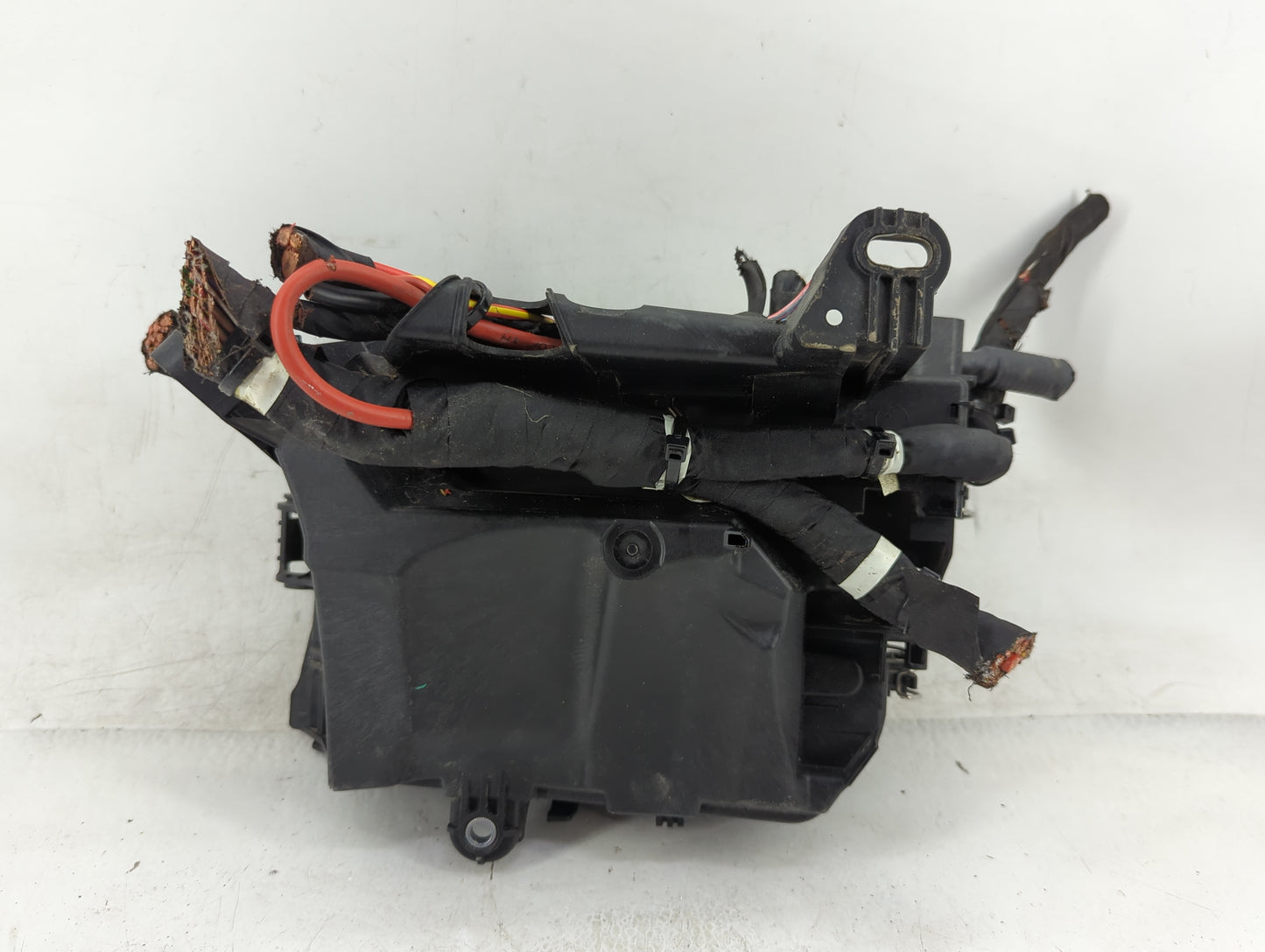 2015-2017 Mercedes-Benz Gla250 Fusebox Fuse Box Panel Relay Module P/N:A2465400182 Fits Fits 2015 2016 2017 OEM Used Auto Pa