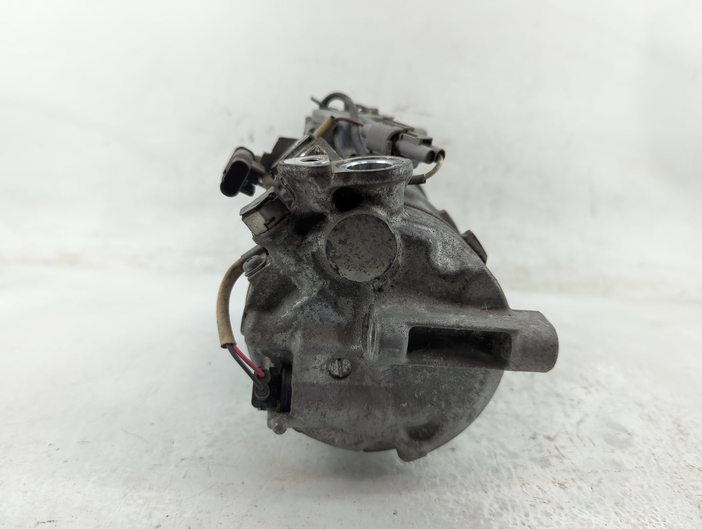 2015-2016 Mercedes-benz Gla250 Air Conditioning A/c Ac Compressor Oem - Oemusedautoparts1.com