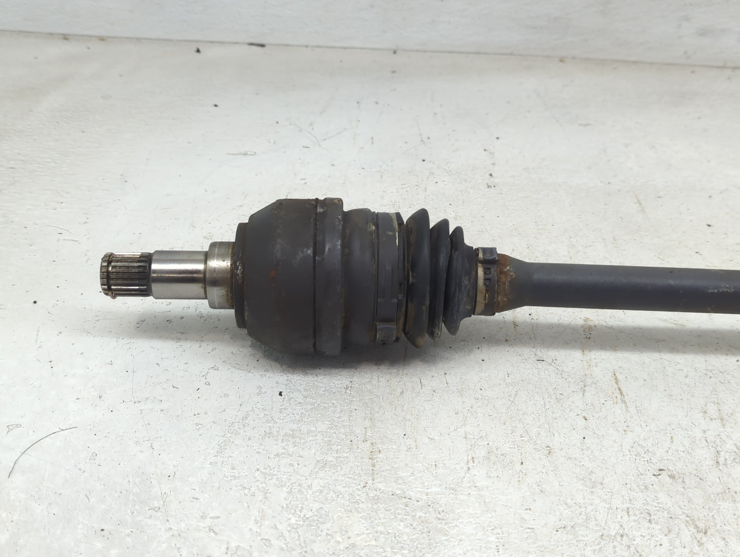 2015-2020 Mercedes-benz Gla250 Axle Shaft Rear Passenger Cv C/v - Oemusedautoparts1.com