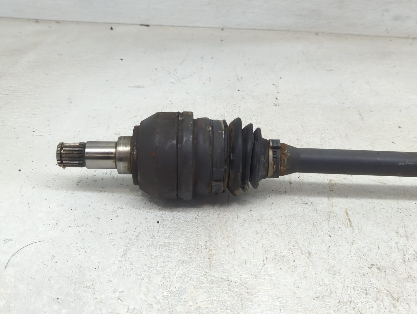 2015-2020 Mercedes-benz Gla250 Axle Shaft Rear Passenger Cv C/v - Oemusedautoparts1.com