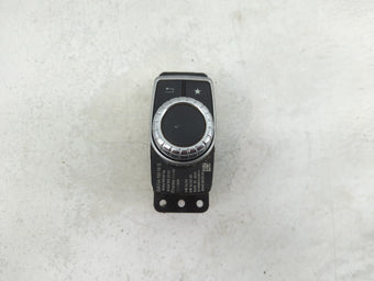 compare product 2015-2017 Mercedes-Benz Gla250 Radio AM FM Cd Player Receiver Replacement P/N:12985839 A246 902 22 03 Fits OEM Used Auto Parts