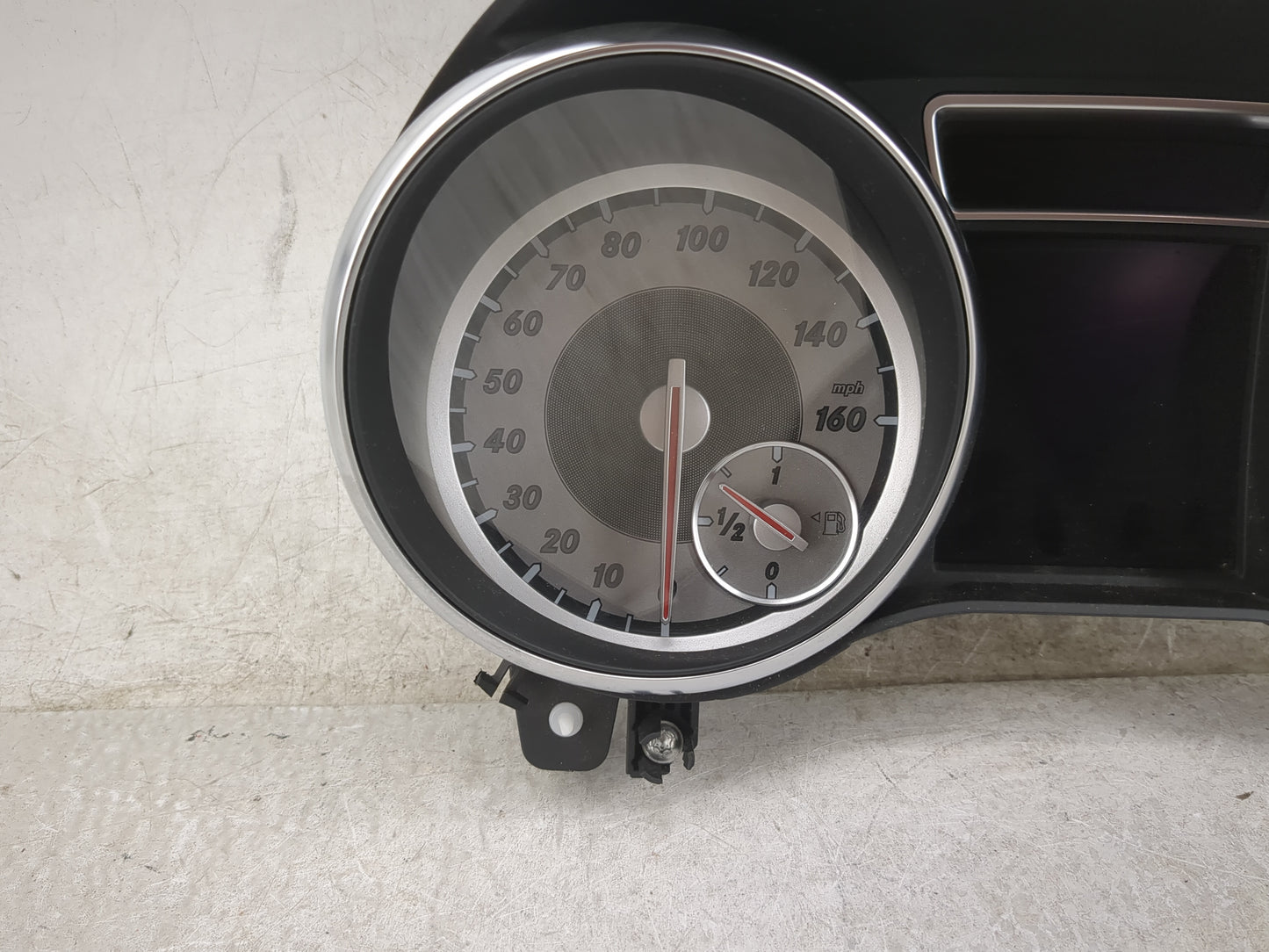 2015-2016 Mercedes-Benz Gla250 Instrument Cluster Speedometer Gauges P/N:0 263 698 230 A156 900 93 02 Miles: Fits Fits 2015 