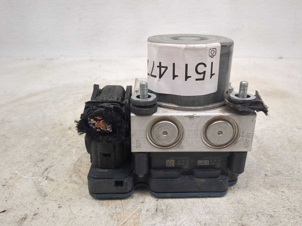 2015-2020 Mercedes-Benz Gla250 Anti-Lock Brake ABS Pump Module Actuator OEM P/N:A0004313900 0265255979 Fits OEM Used Auto Pa