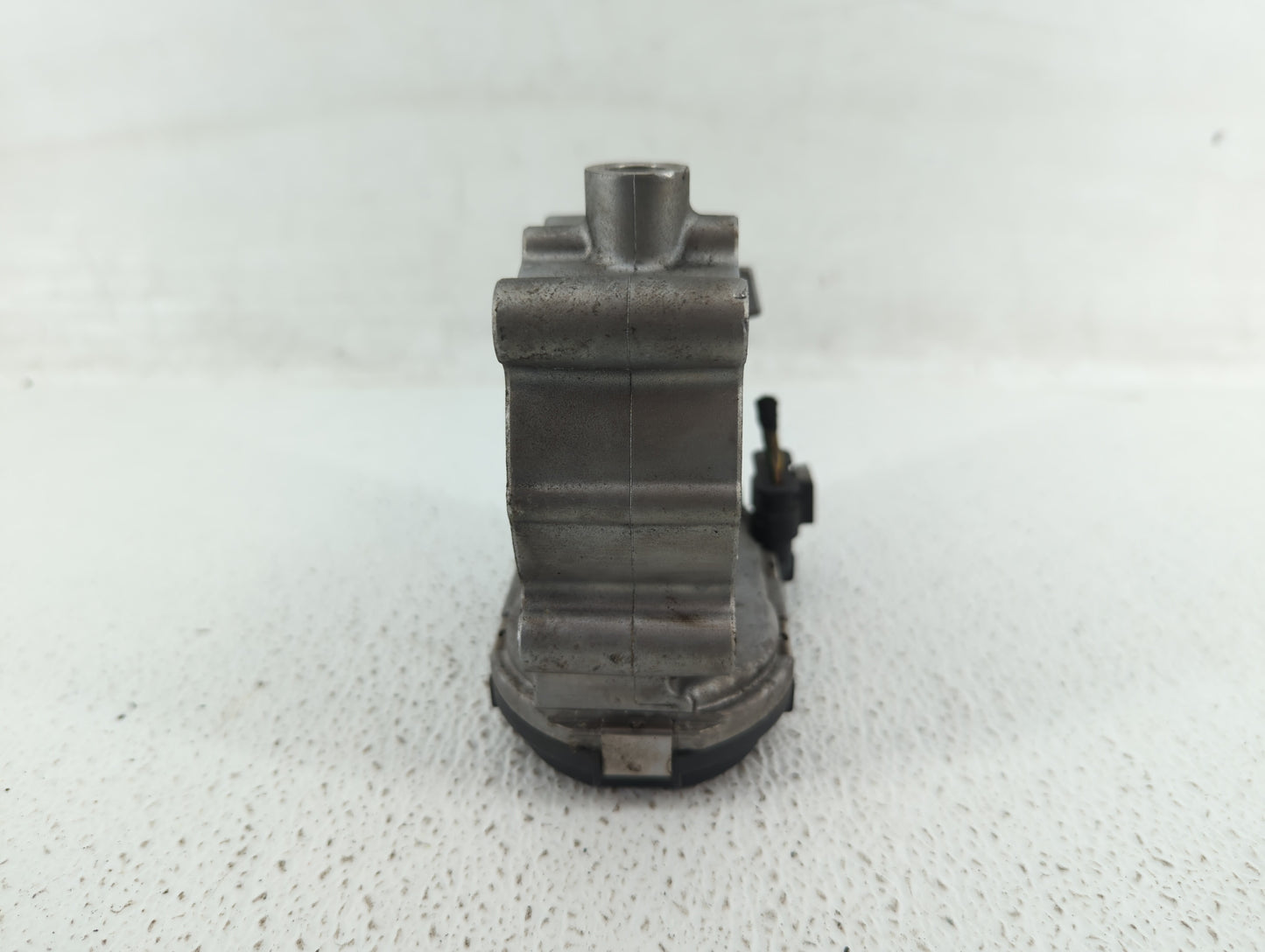 2016 Mercedes-Benz Gla250 Throttle Body P/N:A 270 141 00 25 Fits OEM Used Auto Parts - Oemusedautoparts1.com