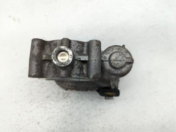 2015-2020 Mercedes-Benz Gla250 Throttle Body P/N:A 270 141 00 25 2701410025 Fits Fits 2013 2014 2015 2016 2017 2018 2019 2020 2021 OEM Used Auto Parts