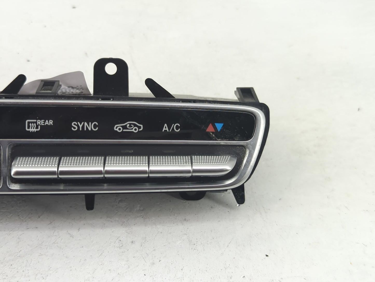 2016-2019 Mercedes-Benz Glc300 Climate Control Module Temperature AC/Heater Replacement P/N:A 205 905 47 06 Fits OEM Used Au