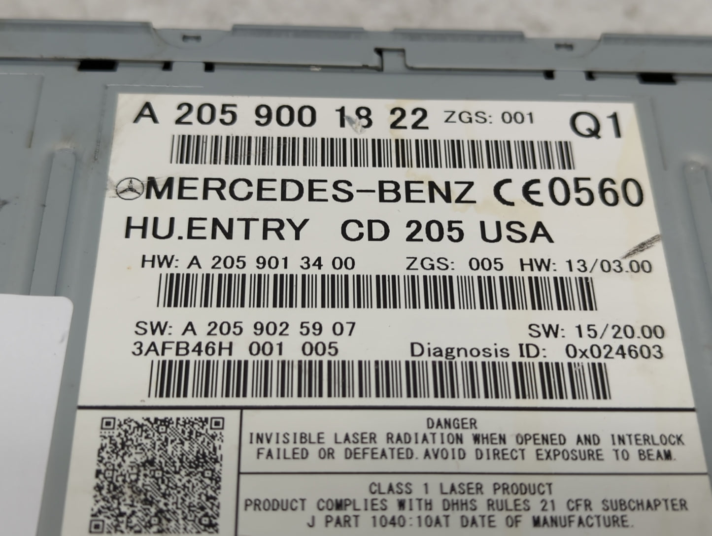 2016 Mercedes-Benz Glc300 Radio AM FM Cd Player Receiver Replacement P/N:A2059001822 A2059013400, A2059025907 Fits OEM Used 