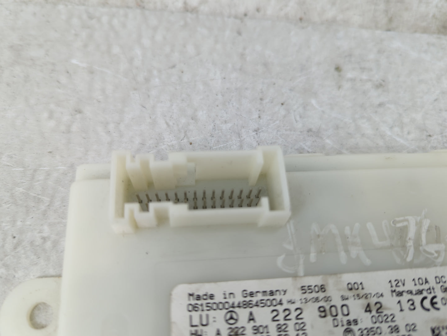2016-2019 Mercedes-benz Glc300 Locking Control Module - Oemusedautoparts1.com