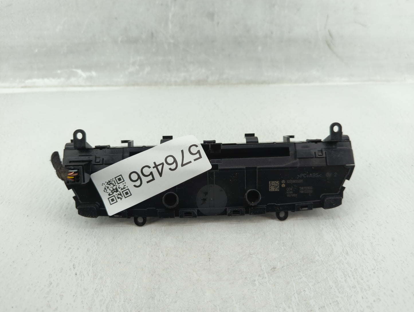 2016-2019 Mercedes-benz Glc300 Radio Control Panel - Oemusedautoparts1.com
